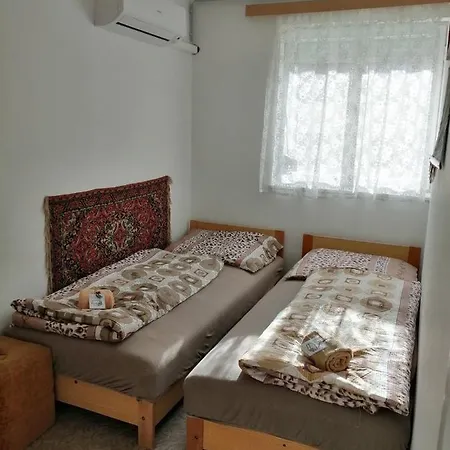 Retro Apartman Apartament